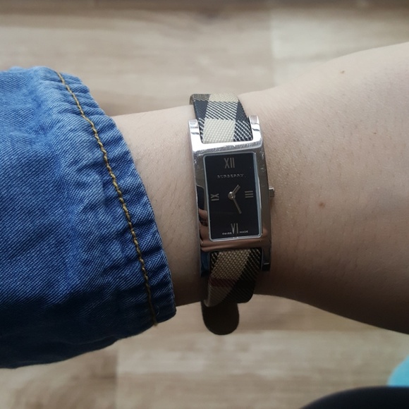 Burberry Watch - Picture 3 of 3